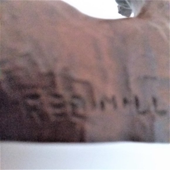 VTG Deer Red Mill made from Crushed Pecan Shells Figurine Signed Handcrafted USA - Picture 5 of 8